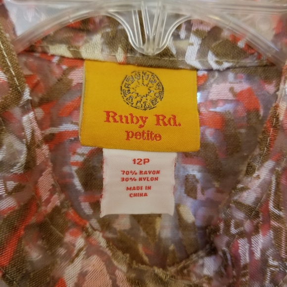 Ruby Rd top - Picture 6 of 6